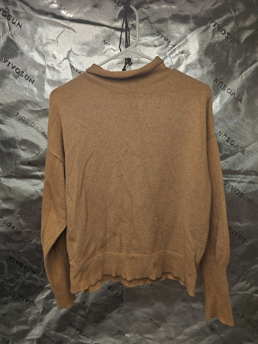 Express Mock Neck Sweater Brown Camel Medium Long Sleeve Soft Knit Pullover